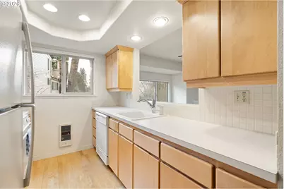 10371 SW Trapper Ter, Beaverton, OR 97008 - Photo 20