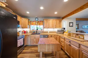 2950 Greenbriar St, Reedsport, OR 97467 - Photo 10