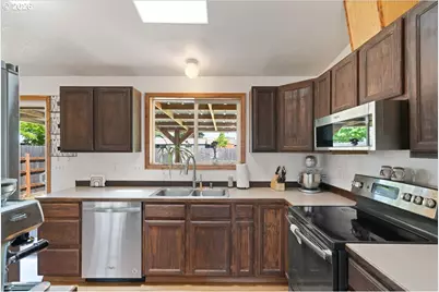 571 Mc Call Way, Philomath, OR 97370 - Photo 14