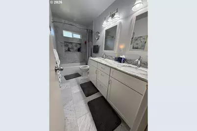 247 Oak St, Riddle, OR 97469 - Photo 10