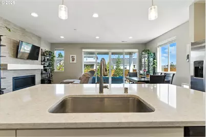 540 N Avery Dr, Ridgefield, WA 98642 - Photo 16