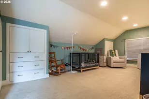 325 W Riverside Dr, Roseburg, OR 97470 - Photo 30
