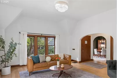 2731 SE Market St, Portland, OR 97214 - Photo 4