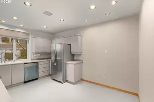 2020 SW Market St Dr, Portland, OR 97201 - Photo 14