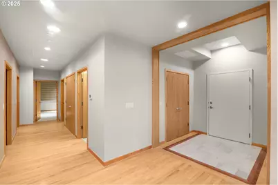 2020 SW Market Street Dr #101, Portland, OR 97201 - Photo 12