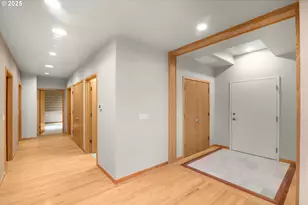 2020 SW Market St Dr, Portland, OR 97201 - Photo 12