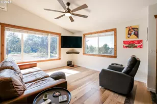 8095 SW High Cone Dr, Terrebonne, OR 97760 - Photo 4