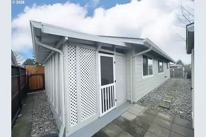 403 E Clackamas Cir, Woodburn, OR 97071 - Photo 34