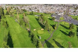403 E Clackamas Cir, Woodburn, OR 97071 - Photo 48