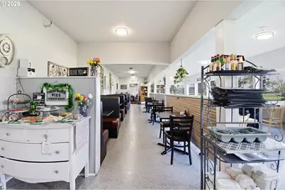 403 E Clackamas Cir, Woodburn, OR 97071 - Photo 46