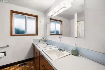 18735 SW Rosa Rd, Beaverton, OR 97078 - Photo 18