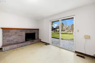 18735 SW Rosa Rd, Beaverton, OR 97078 - Photo 14