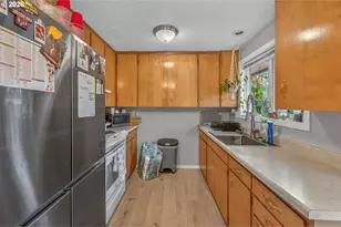662/664 NW Connell Ave, Hillsboro, OR 97124 - Photo 32