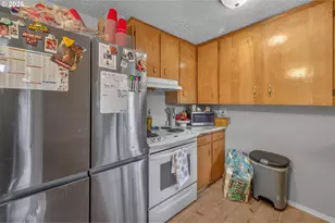 662/664 NW Connell Ave, Hillsboro, OR 97124 - Photo 34