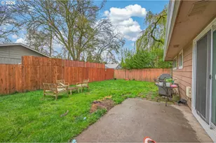 662/664 NW Connell Ave, Hillsboro, OR 97124 - Photo 10