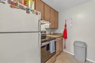 662/664 NW Connell Ave, Hillsboro, OR 97124 - Photo 20