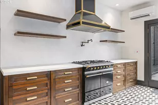 1408 SW Vista Ave, Portland, OR 97201 - Photo 10