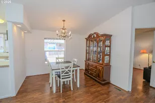 211 W River Ridge Ave, Roseburg, OR 97471 - Photo 14