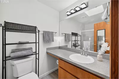 13670 SE Bush St, Portland, OR 97236 - Photo 26