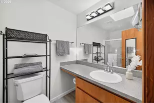 13670 SE Bush St, Portland, OR 97236 - Photo 26