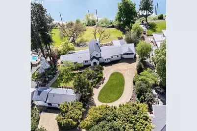 7130 SW Montgomery Way, Wilsonville, OR 97070 - Photo 1