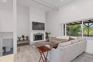 1021 NE 195th Ave, Portland, OR 97230 - Photo 4