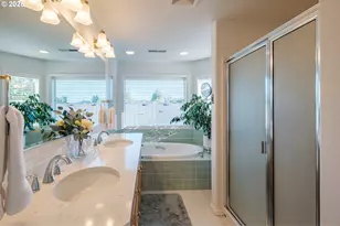 2750 N Holiday Ln, Newberg, OR 97132 - Photo 24