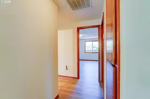 17440 SW Stark St, Beaverton, OR 97006 - Photo 14