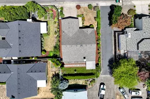 17440 SW Stark St, Beaverton, OR 97006 - Photo 30