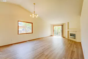 17440 SW Stark St, Beaverton, OR 97006 - Photo 12