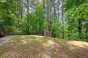 2031 Dogwood Dr, Eugene, OR 97405 - Photo 44