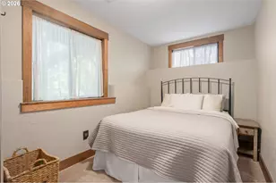 2031 Dogwood Dr, Eugene, OR 97405 - Photo 34