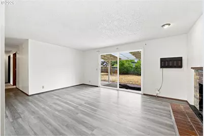 2040 Princeton Dr, Eugene, OR 97405 - Photo 16