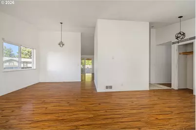 408 W Bishop Way, Brownsville, OR 97327 - Photo 6
