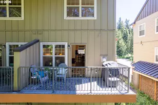 87786 E Creek Ridge Rd, Government Camp, OR 97028 - Photo 18