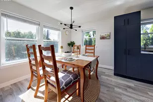 2768 SE 87th Ave, Portland, OR 97266 - Photo 8