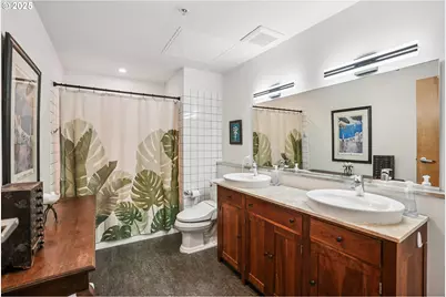 1420 NW Lovejoy St #714, Portland, OR 97209 - Photo 30