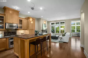 10546 SW Windwood Wy, Portland, OR 97225 - Photo 6