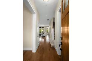 10546 SW Windwood Wy, Portland, OR 97225 - Photo 4