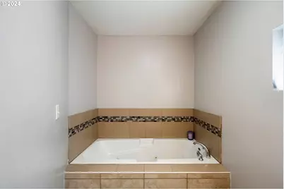 803 Elizabeth St, Kelso, WA 98626 - Photo 22