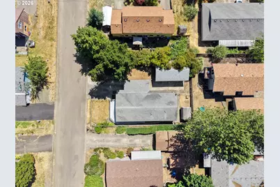 124 NW Trust St, Roseburg, OR 97471 - Photo 34