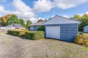 9517 NW 21st Ave, Vancouver, WA 98665 - Photo 4