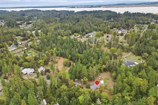 25780 Vera Ln, Veneta, OR 97487 - Photo 2