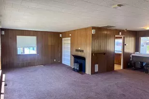 589 Mehlwood Ln, Glendale, OR 97442 - Photo 6