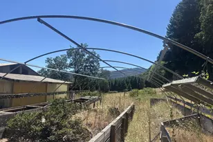 589 Mehlwood Ln, Glendale, OR 97442 - Photo 18