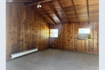 589 Mehlwood Ln, Glendale, OR 97442 - Photo 22