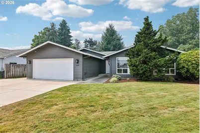 3495 Oak St, Hubbard, OR 97032 - Photo 2