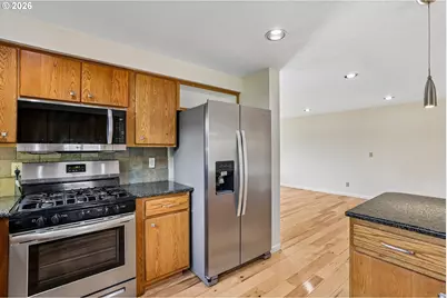 3495 Oak St, Hubbard, OR 97032 - Photo 14