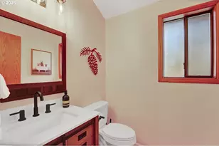 17704 Rogue Ln, Sunriver, OR 97707 - Photo 12