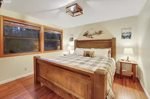 17704 Rogue Ln, Sunriver, OR 97707 - Photo 16